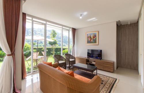 Bandung Villa | Family Only Compact Villa with City View - De Reiz Rose Garden Syariah 2BR