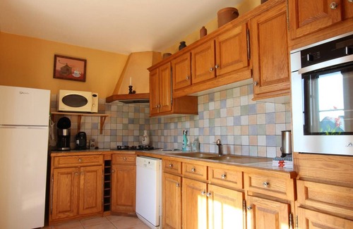 Orval sur Sienne Cottage | Family stone house with private garden, pets allowed