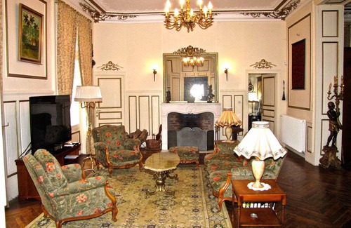 Tournon-Saint-Pierre House | Family Suite (2 Adults + 4 Children) CHATEAU LES VALLEES in TOURAINE