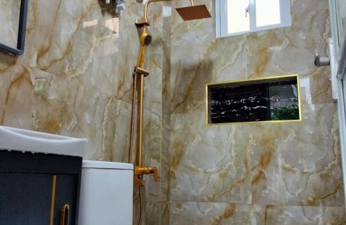 Pagudpud House | Family Suite 4-6 Pax GLENMARK'S Homestay near the beach