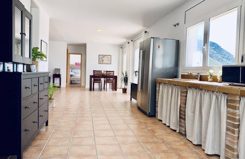 Santa Cristina de Aro Villa | Family vacation, private pool and views