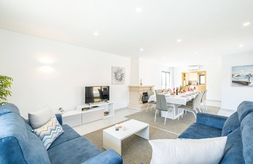 Montechoro Villa | Family villa with heatable pool & game room