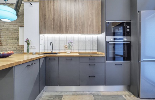 El Poble-sec Apartment | Fantastic 4 room loft in the center, 2 bathrooms