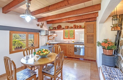 Soller House | Fantastic Holiday Home with Wi-Fi, Air Conditioning and Rooftop Terrace with Panoramic View