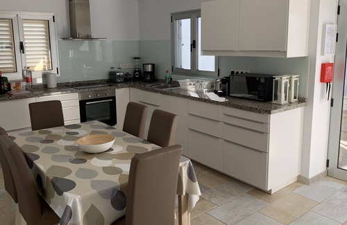 Puerto del Carmen Villa | Fantastically much modern space, private pool and the beach within easy reach