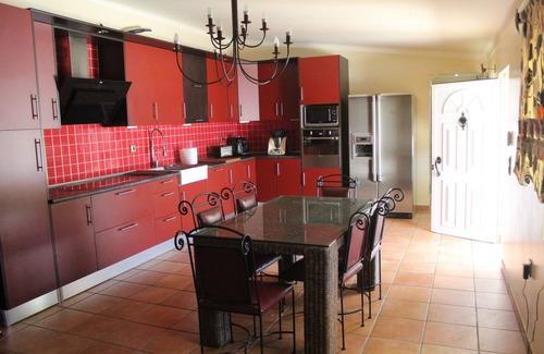 Palhais Other | Farm with 6000 meters square, with green areas, swimming pool in quiet.