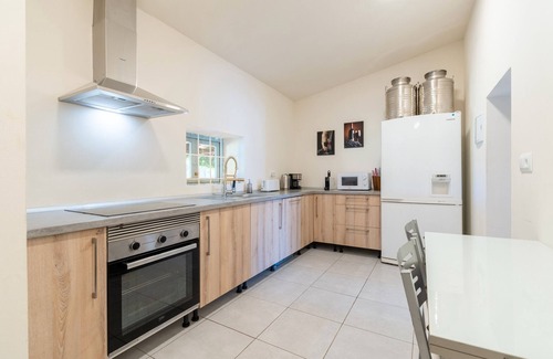 Manacor Villa | Farmhouse 'Es Mayolet' with Private Pool, Wi-Fi and Air Conditioning