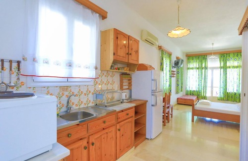 Gaios Apartment | Faros Tria in Gaios With 1 Bedrooms and 1 Bathrooms