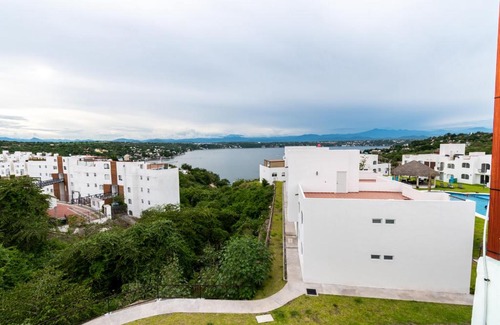 Tequesquitengo Apartment | Fascinante Depa vista a lago y roof garden privado