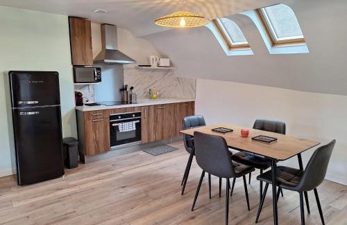 Orleans Apartment | Faubourg des voyageurs 7 - T2 climatisé 2 personnes - proche axe autoroute