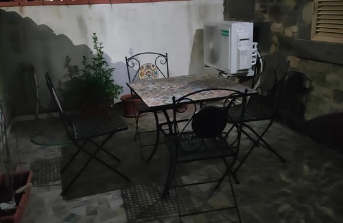 Sagama Apartment | Favisi Rooms