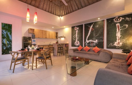 Batubelig Villa | Favorite 2-bedroom Pool Villa 650 Meters to Nearest Seminyak Beach