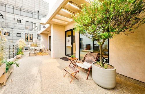 Yeonnam-dong House | Fb Tailored Service Home Near Hongik Univ Station