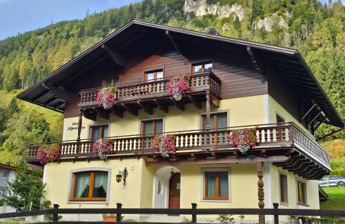 Bruck an der Grossglocknerstrasse House | Ferienhaus Alpenrose