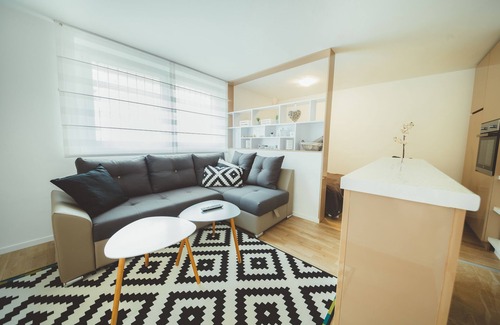 Sarajevo House | Feel in Sarajevo Apartment + Parking