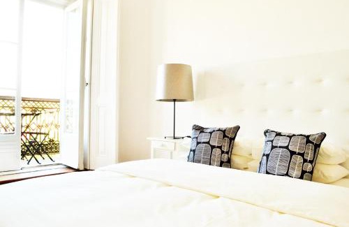 Sacramento House | Feeling Chiado 15