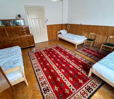 Tata Apartment | Fehérlak