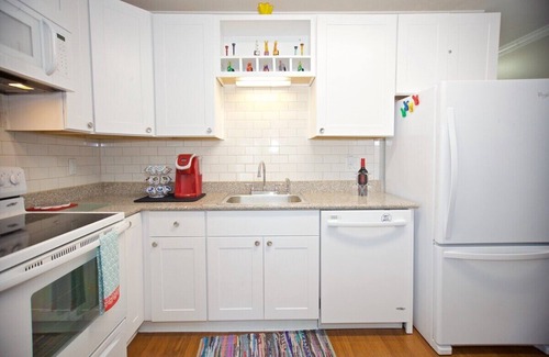 Duke Park House | Fenced+2 Families+DownTown+Sleeps 8+Pets+FastWiFi+