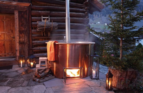 Surcasti Ski Chalet | FerienChalet 'Casa da Luzi'