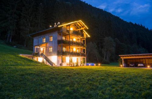 Uderns Apartment | Ferienhaus Bockstecken