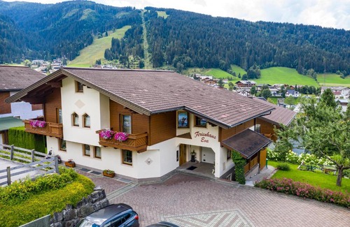 Flachau Apartment | Ferienhaus Eva