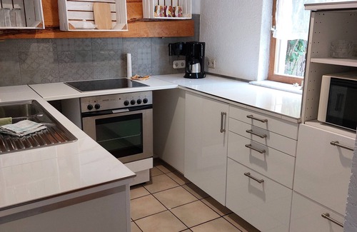 Weinheim House | Ferienhaus "gängelbach" Auszeit im Grünen bei Bachrauschen!