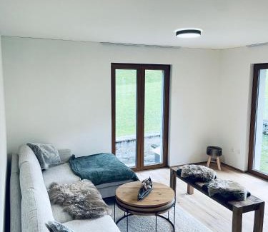 Linthal House | Ferienhaus Granula