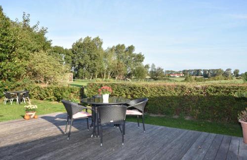 Kuehlungsborn Apartment | Ferienhaus Kleckerburg für Gruppen bis 22 Personen OFC 05