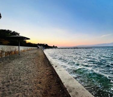 Brinje Apartment | Ferienhaus MaLi bei Nin 300m zum Sandstrand