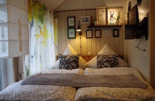 Steina House | Ferienhaus Tinylausitz mit Kamin und Sauna