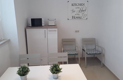 Lutherstadt Eisleben Apartment | Ferienwohnung/app. für 6 Gäste mit 80m² in Lutherstadt Eisleben