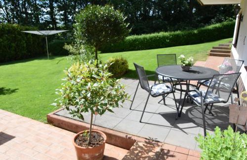 Arnshain Apartment | Ferienwohnung Fackiner