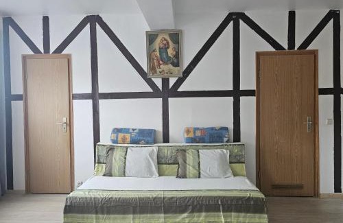 Stadtroda Apartment | Ferienwohnung #1 in der Altstadt von Stadtroda