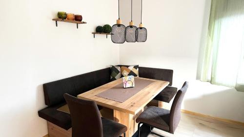 Eckersdorf Apartment | Ferienwohnung Am Blauen Hügel in Eckersdorf