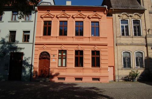 Calbe Apartment | Ferienwohnung am Saalebogen