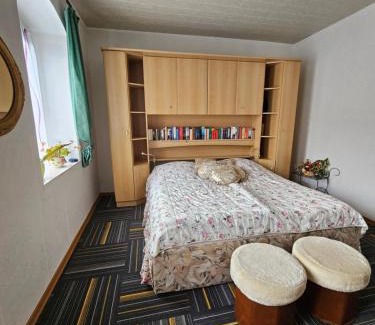 Grillenburg Apartment | Ferienwohnung am Wald