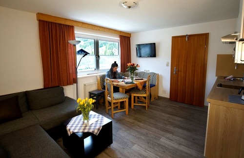 Lermoos Apartment | Ferienwohnung/app. für 3 Gäste mit 43m² in Lermoos