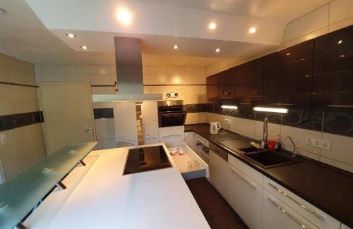 Ichenhausen Apartment | Ferienwohnung Blau