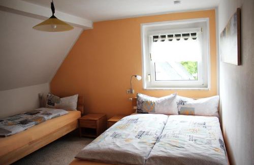 Auerbach Apartment | Ferienwohnung ELPIDA