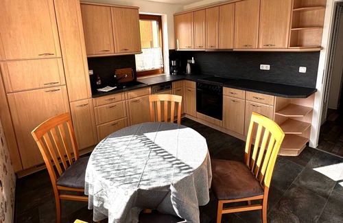 Alach Apartment | Ferienwohnung Glockenbaum