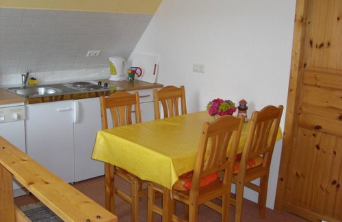 Zweedorf Apartment | Ferienwohnung mit Garten in Zweedorf