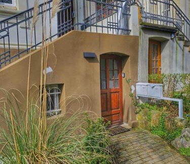 Wuppertal Apartment | Ferienwohnung mit Garten am Zoo