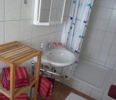 Huchenfeld Apartment | Ferienwohnung Monteurwohnung