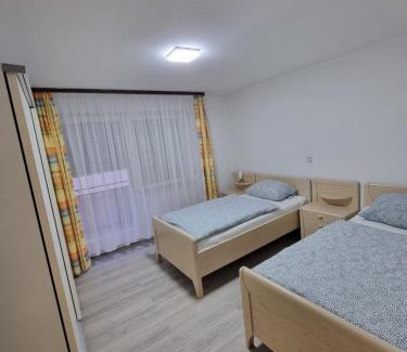 Hohenhaslach Apartment | Ferienwohnung Safi