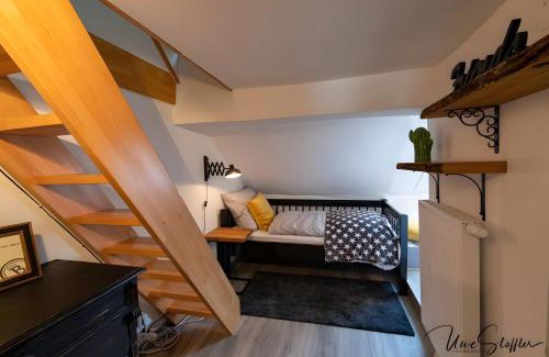 Neuenstein Apartment | Ferienwohnung Snug und Hugley