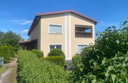 Bad Lausick Apartment | Ferienwohnung „Thea“