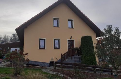 Crostau Apartment | Ferienwohnung Wünsche