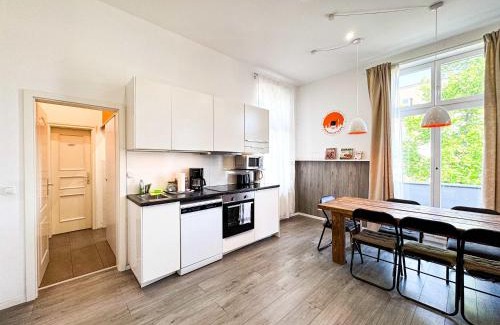 Niederschoenhausen Apartment | Ferienwohnungen Grabbeallee #1