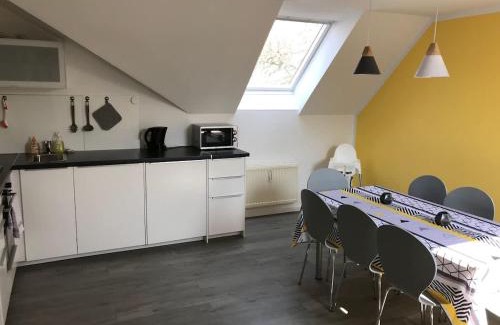 Niederschoenhausen Apartment | Ferienwohnungen Grabbeallee Two