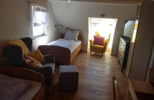 Jux Apartment | Ferienwohnungen Lamm Spiegelberg-Jux